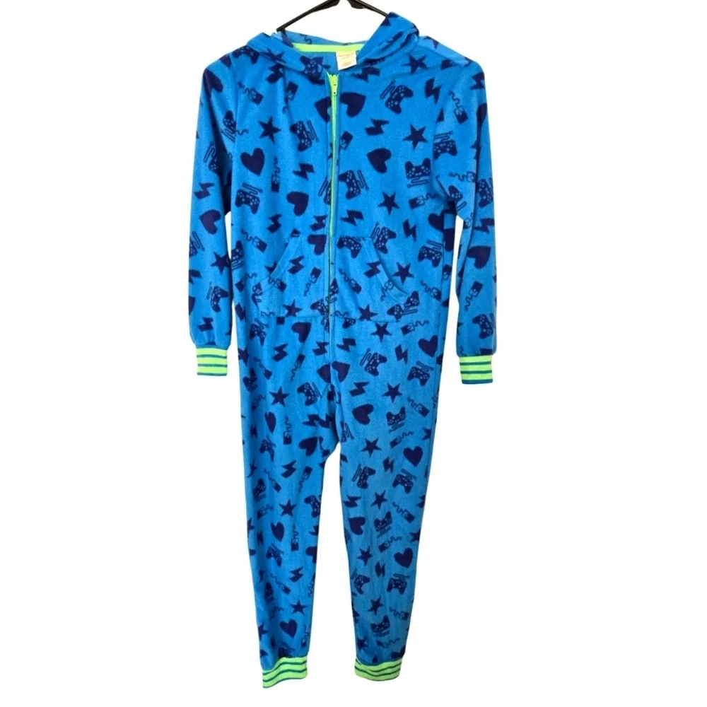 NWT Cat and Jack sleepers size 6/7